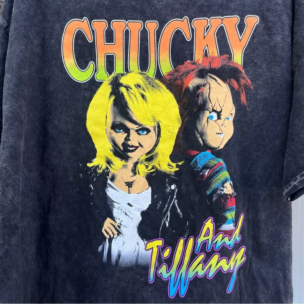 Chucky And Tiffany Bride Of Chucky Graphic T-Shirt.